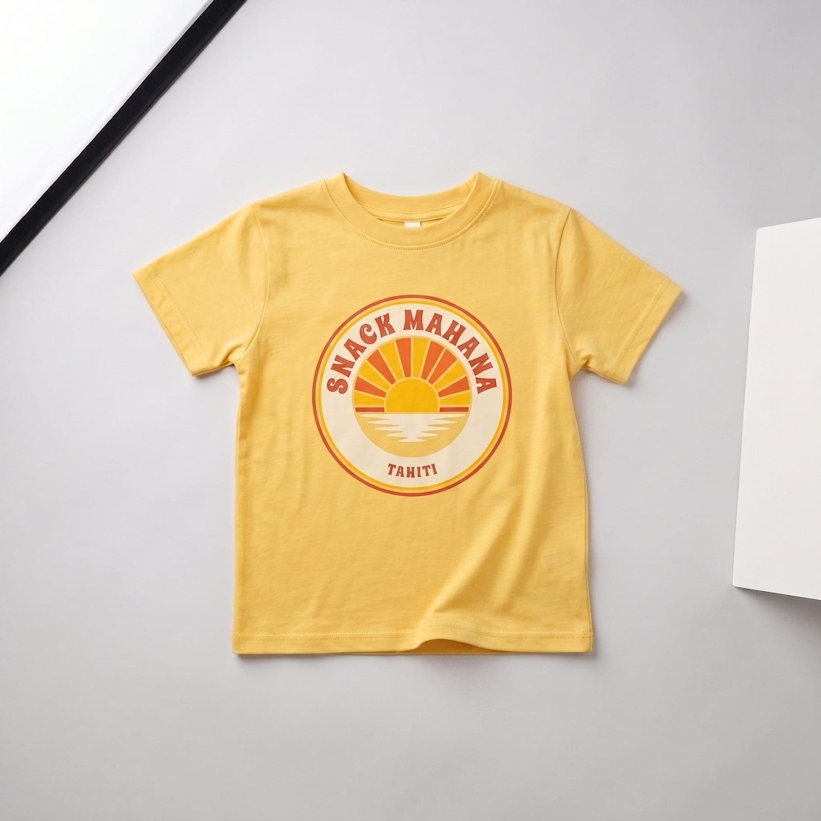 T-shirt enfant, vue de trois quarts